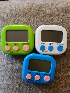 Set of 3 Digital Kitchen Timers - Green, White, Blue
